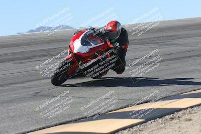 media/Oct-13-2025-Moto Forza (Mon) [[a66d839500]]/3-B Group/Session 2 (Bowl)/